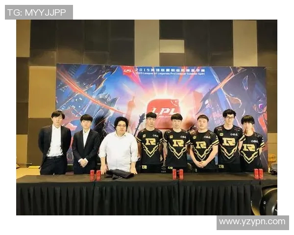 深入分析RNG与LNG赛后复盘中的团队配合与战术执行 深入分析RNG与LNG赛后复盘中的团队配合与战术执行